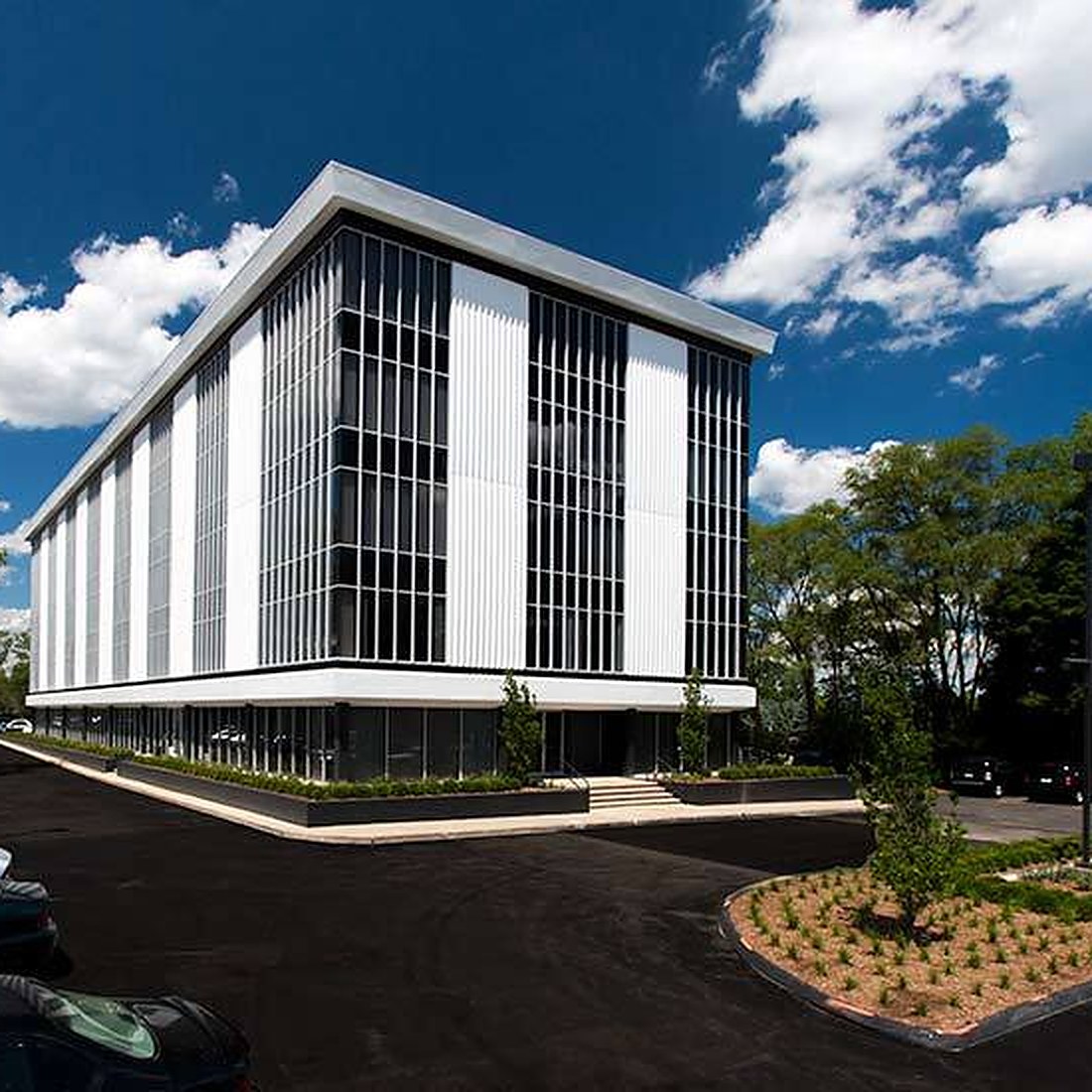 30555 Southfield building exterior